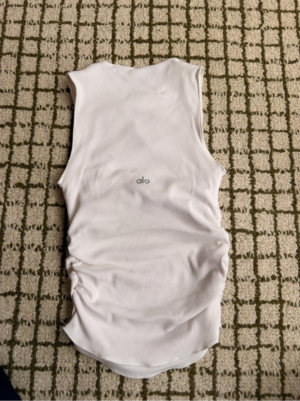 Alo Ribbed En Pointe Tank - Picture 9 of 13